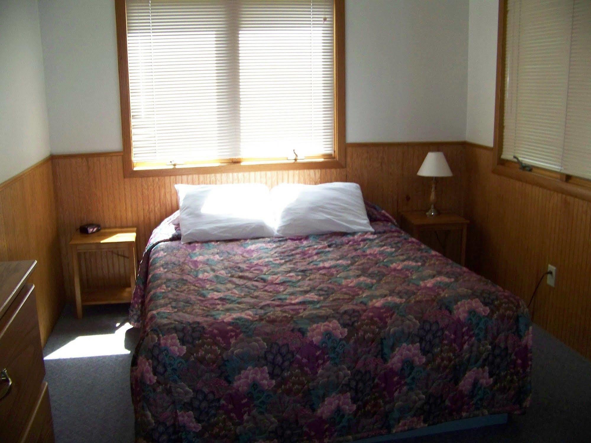Canyon Lake Resort Rapid City Εξωτερικό φωτογραφία